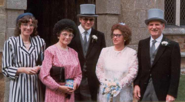 Family Wedding Group 1987